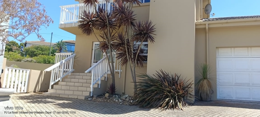 3 Bedroom Property for Sale in Dana Bay Western Cape